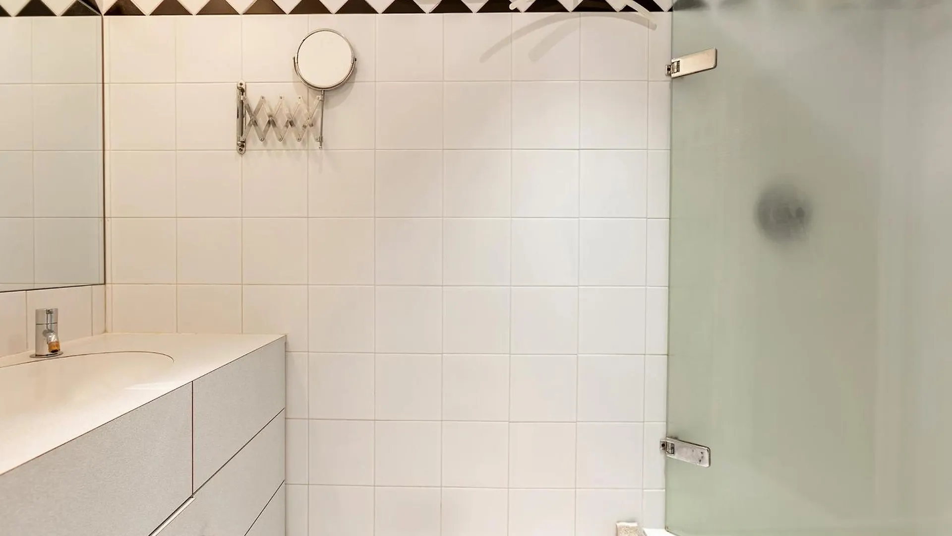 Duplex With Wifi Near The Seine Apartment Paris